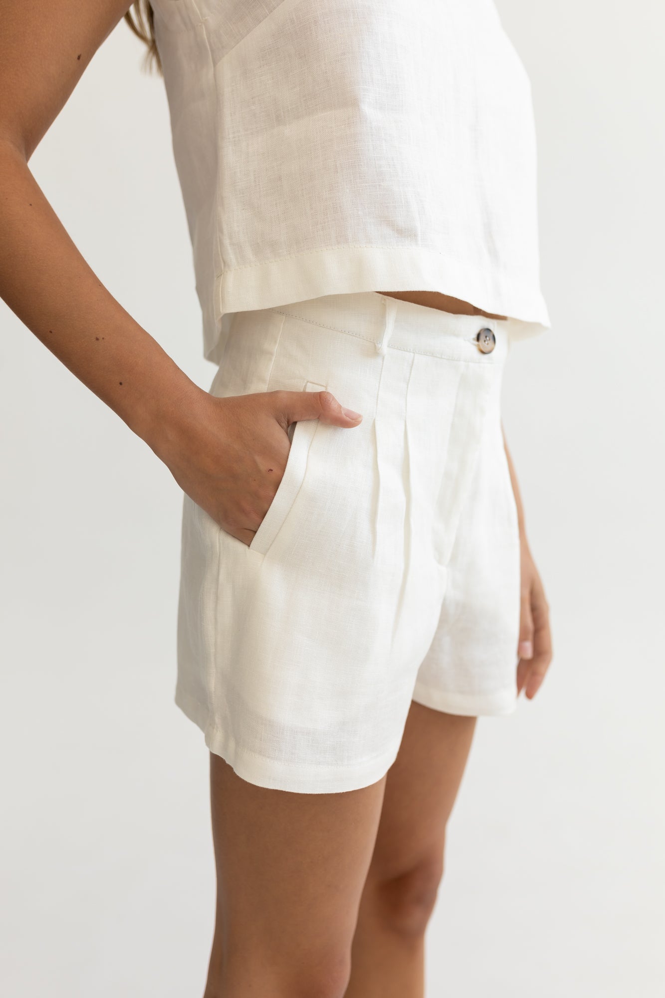 Short PILEO